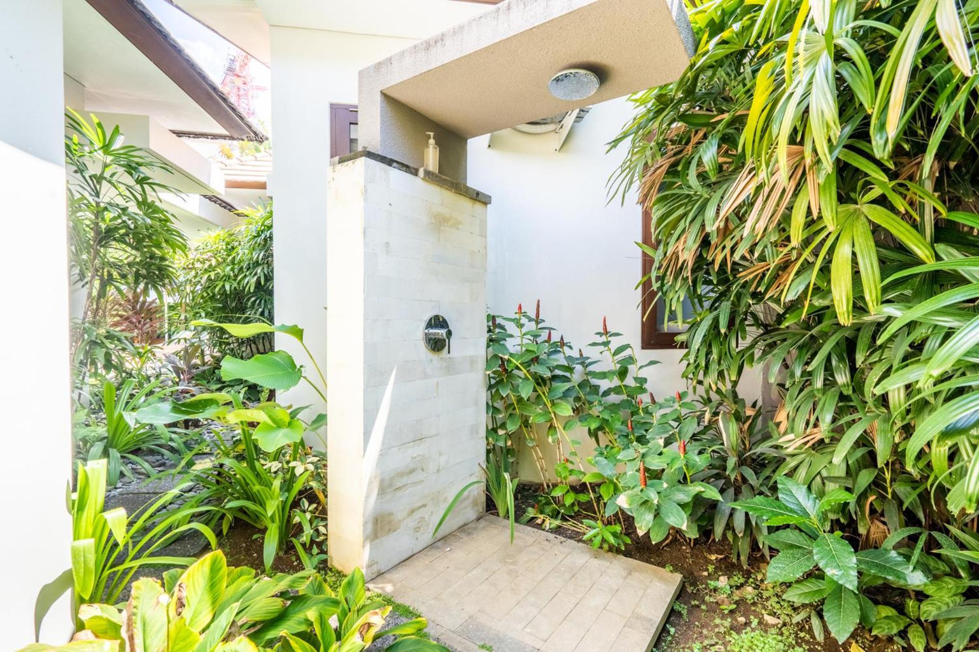 Kejora Beachfront Villa *